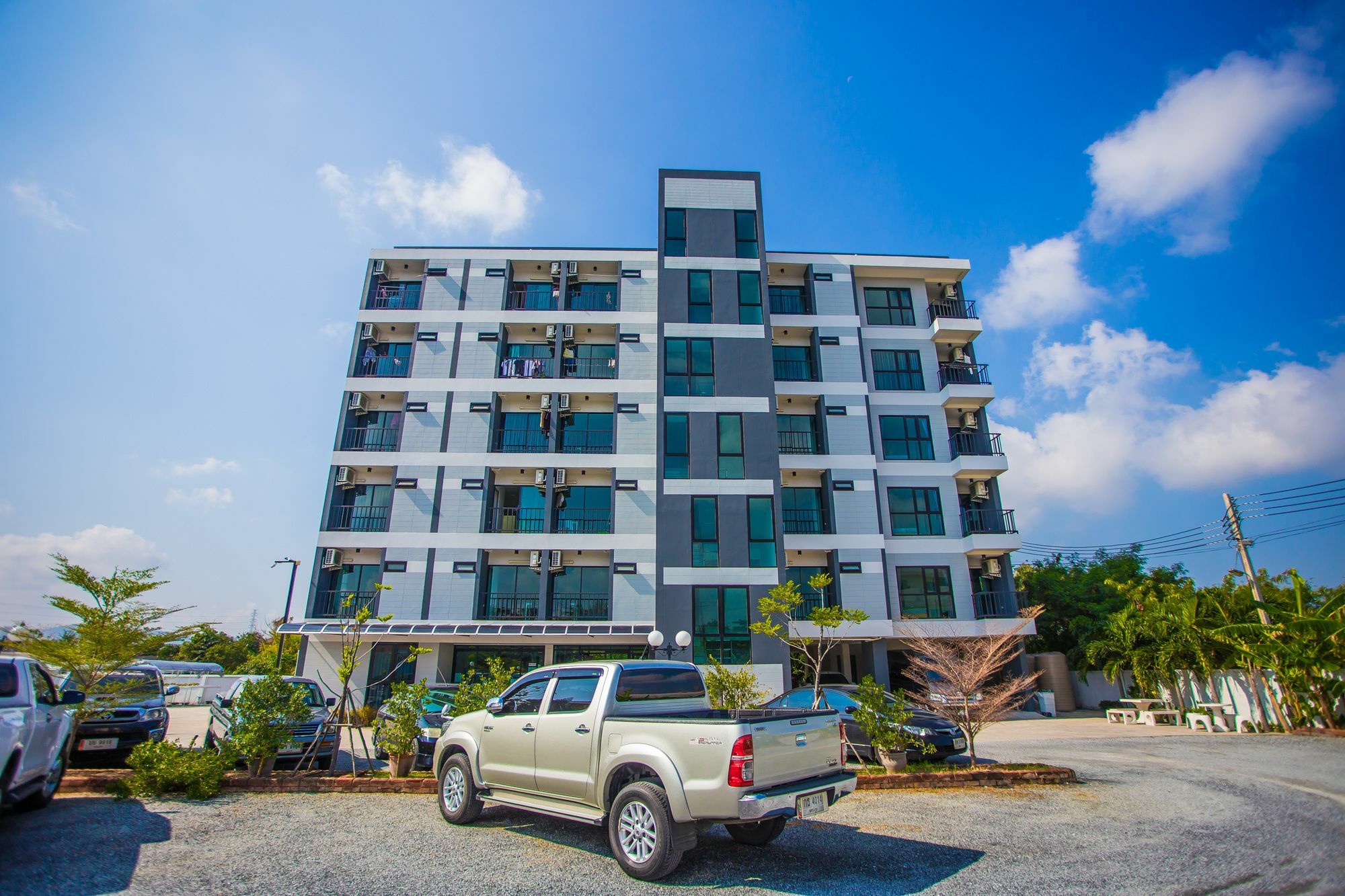 Promsook Apartment Chonburi Eksteriør bilde